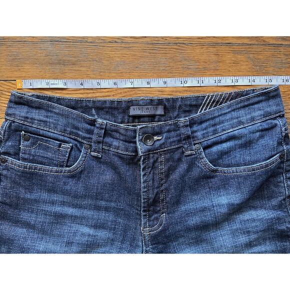 NINE WEST Jeans Bootcut Distressed Jeans sz 8/28 Long (Actual sz 31W) - Picture 11 of 15